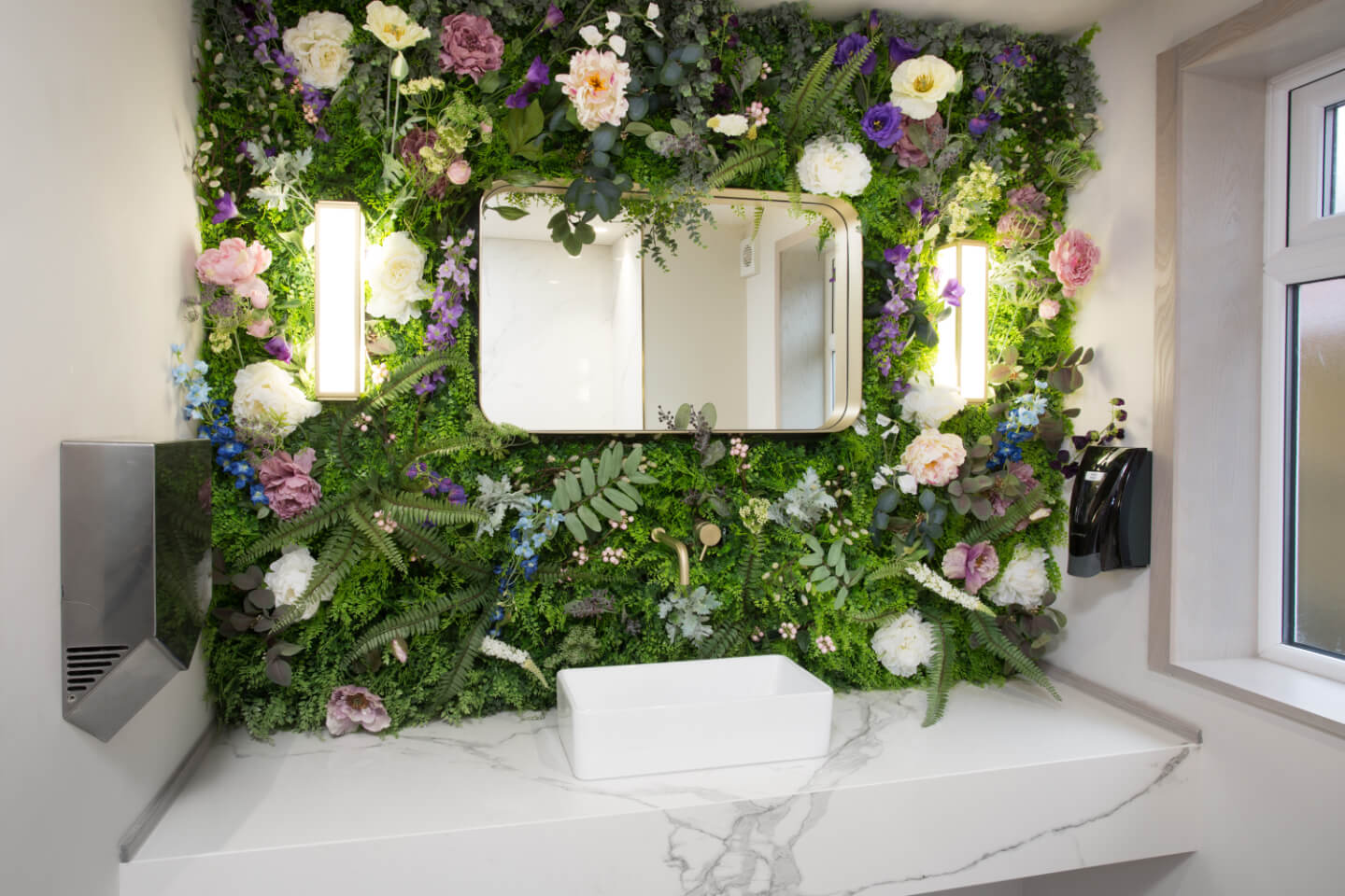 620b95a0500d457975d38176_Juniper-Bramhall-0025