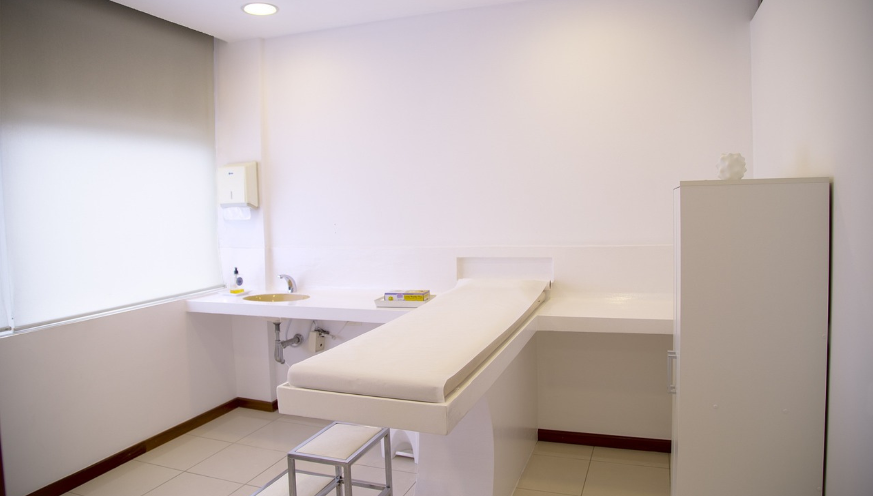 treatment-room-Clinical-fit-outs Daniel James